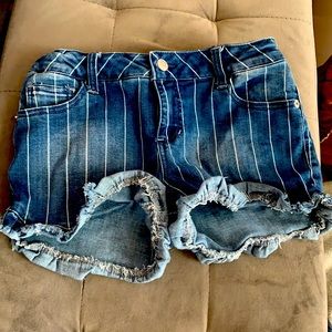 Cat and hack striped jean shorts